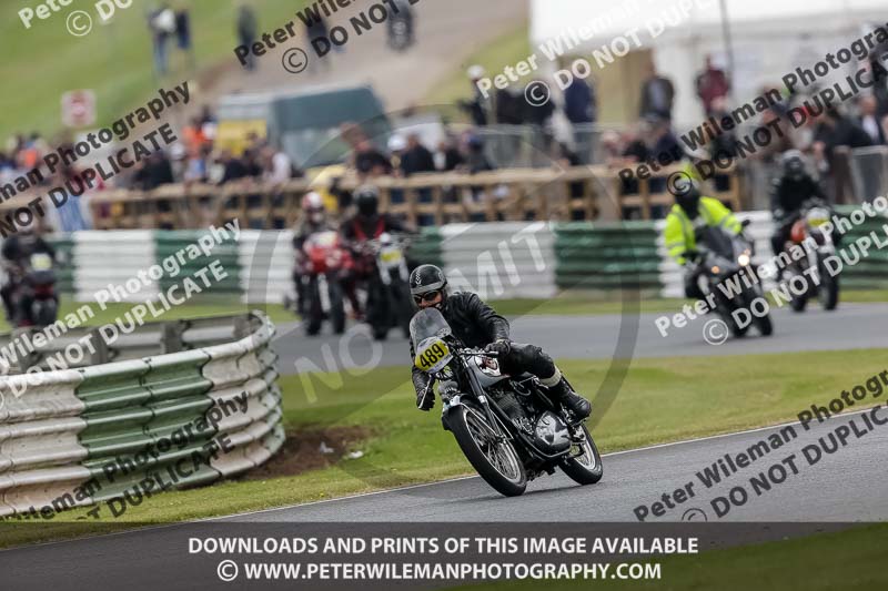 Vintage motorcycle club;eventdigitalimages;mallory park;mallory park trackday photographs;no limits trackdays;peter wileman photography;trackday digital images;trackday photos;vmcc festival 1000 bikes photographs